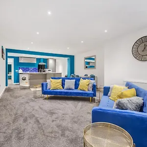 Bluebell Suites By Sasco Blackpool